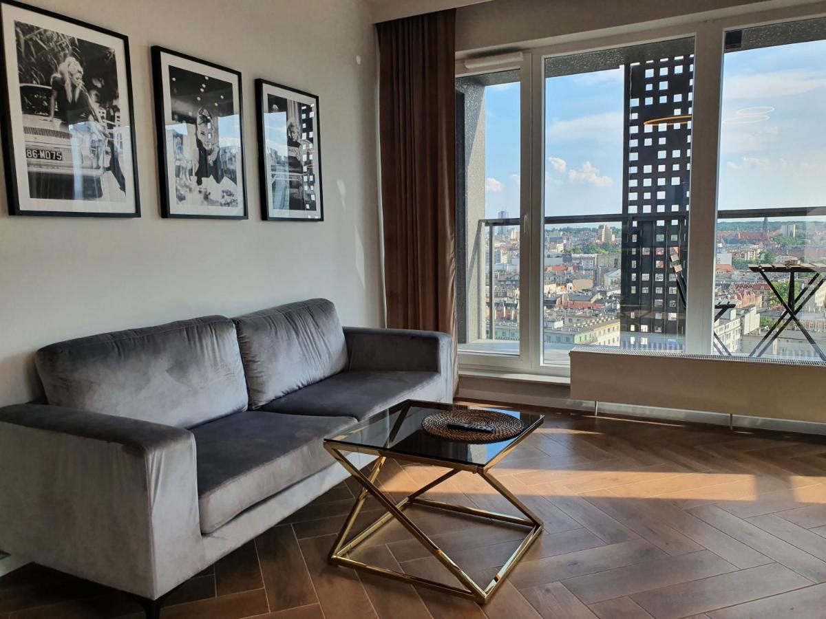 15 Pietro Sokolska 30 Towers Apartments - New - Lux - Parking - Sauna - Gym- And The Best View In Katowice Exterior photo