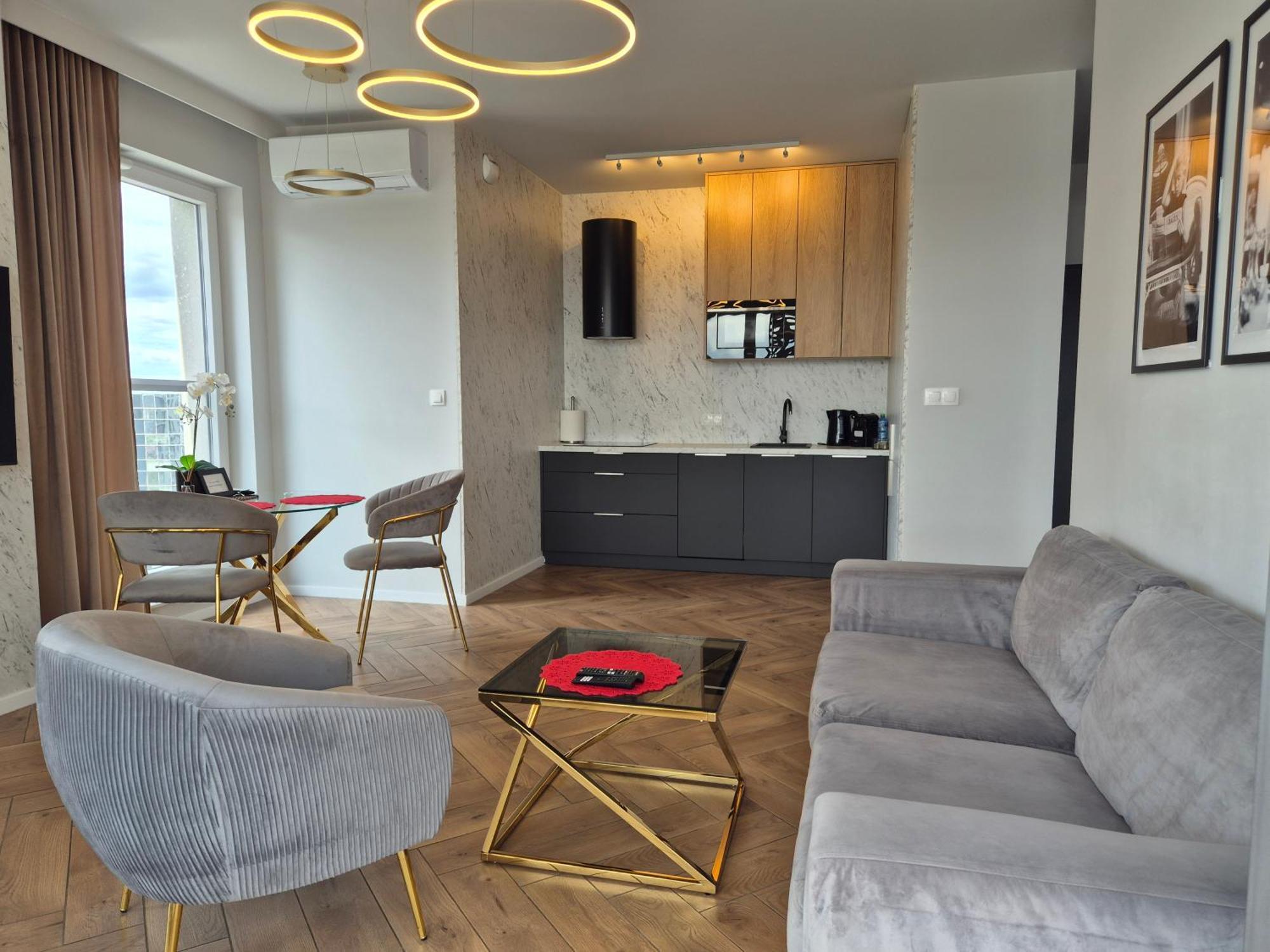 15 Pietro Sokolska 30 Towers Apartments - New - Lux - Parking - Sauna - Gym- And The Best View In Katowice Exterior photo