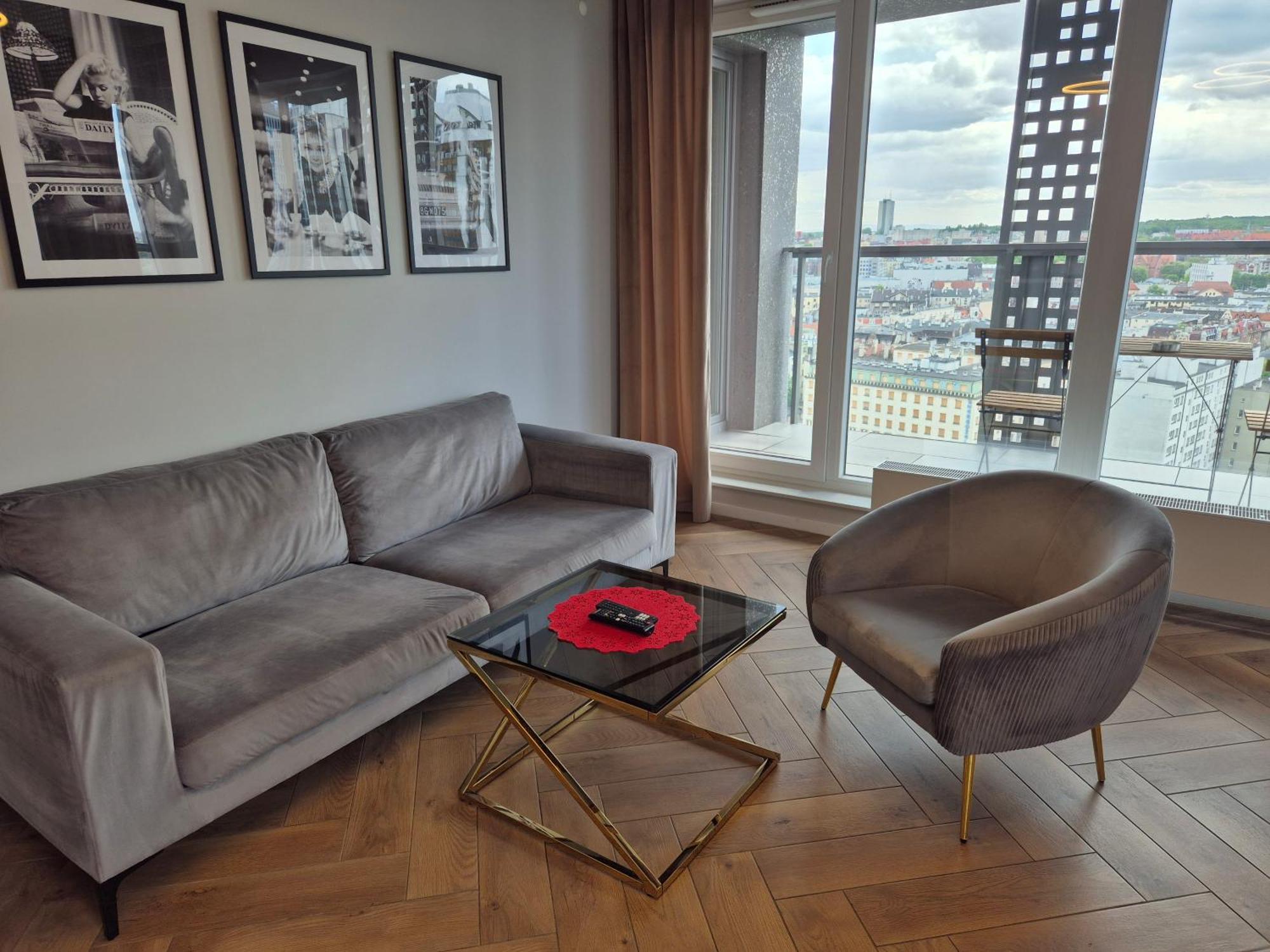 15 Pietro Sokolska 30 Towers Apartments - New - Lux - Parking - Sauna - Gym- And The Best View In Katowice Exterior photo